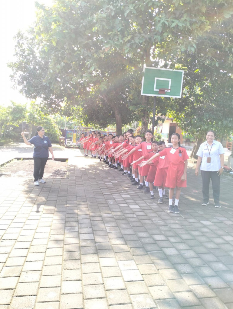 PELAKSANAAN TES KEBUGARAN ANAK DI SD NO 1 ABIANBASE